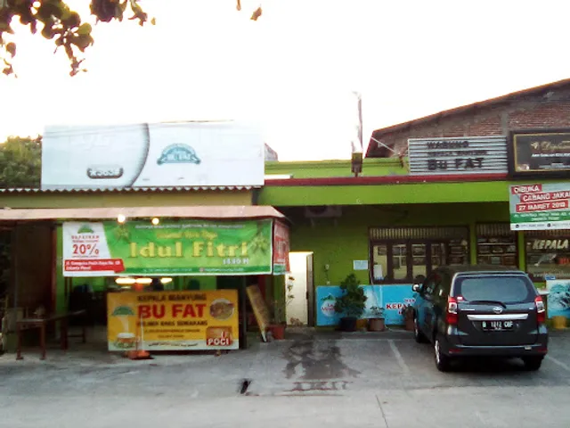 Warung Kepala Manyung Bu Fat