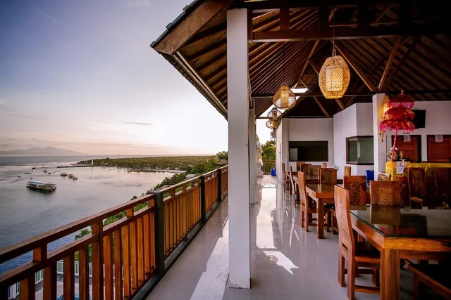 Samuh Sunset Nusa Penida by Pramana Villas