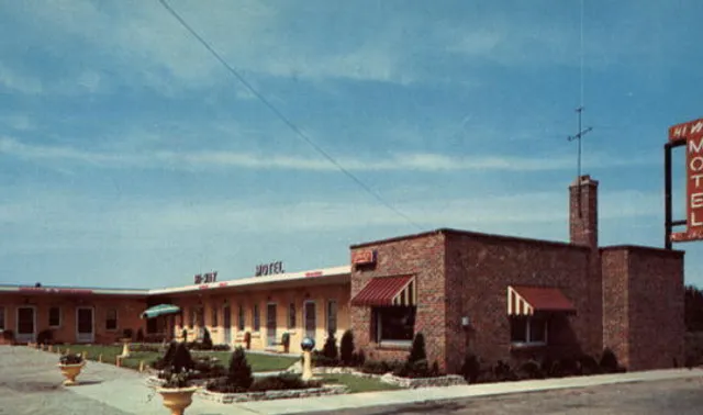 HiWay Motel