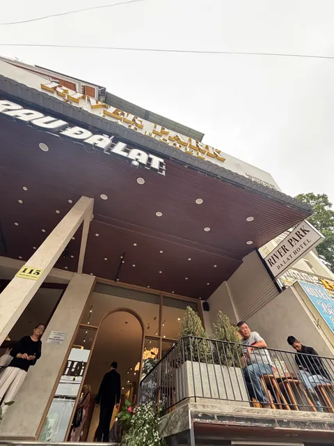 Vinh Hung Old Town Hotel