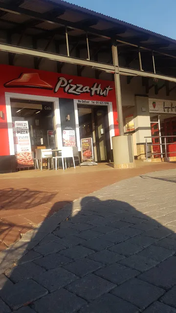 Pizza Hut Farrarmere