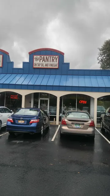 The Pantry on Tap Oil and Vinegar