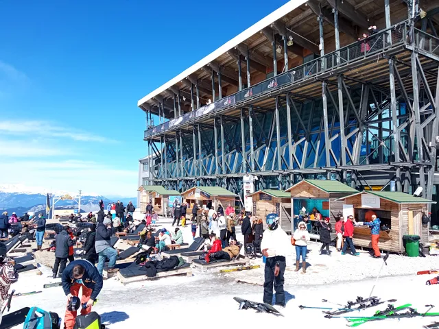 Ξενώνας Χρύσα