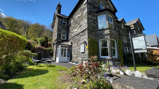 Afon View Guest House