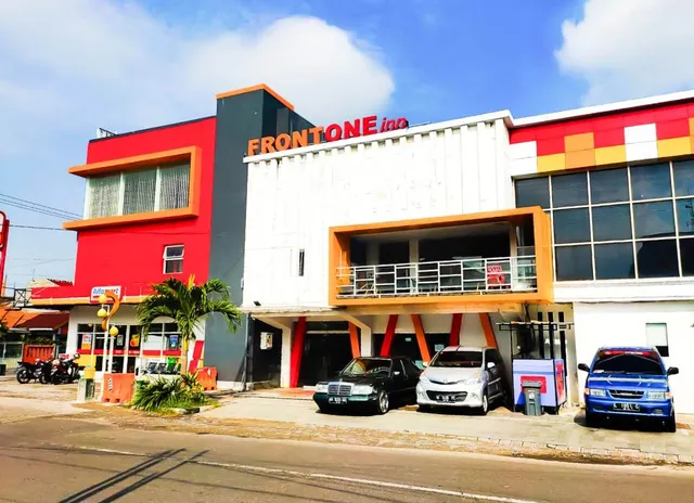 Frontone One Inn Sidoarjo