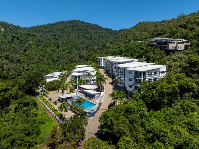 Summit Apartments Airlie Beach