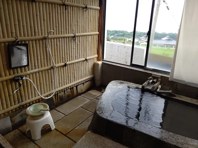 Shiraitonotaki onsen