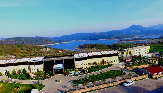 Laguna Thermal Resort & Spa