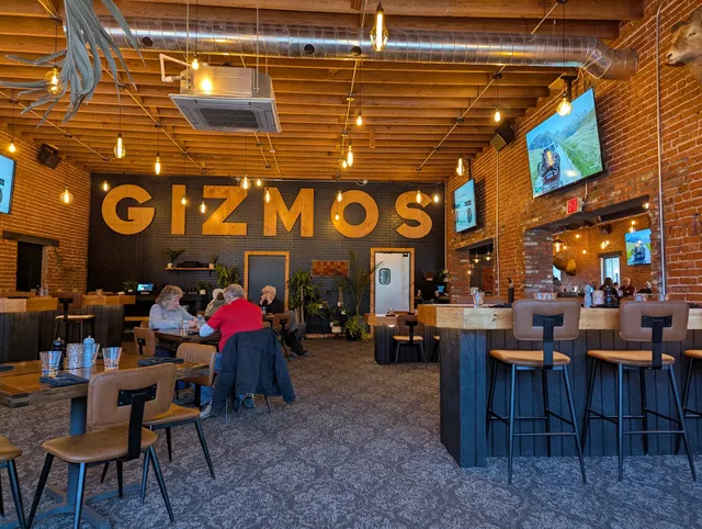 Gizmos Tavern