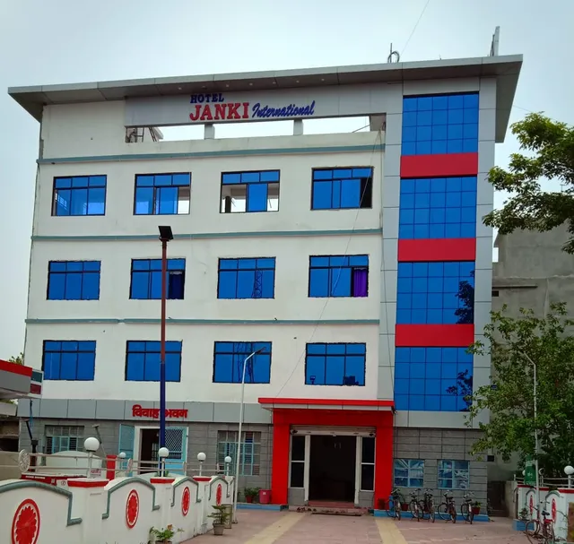 Hotel Janki International