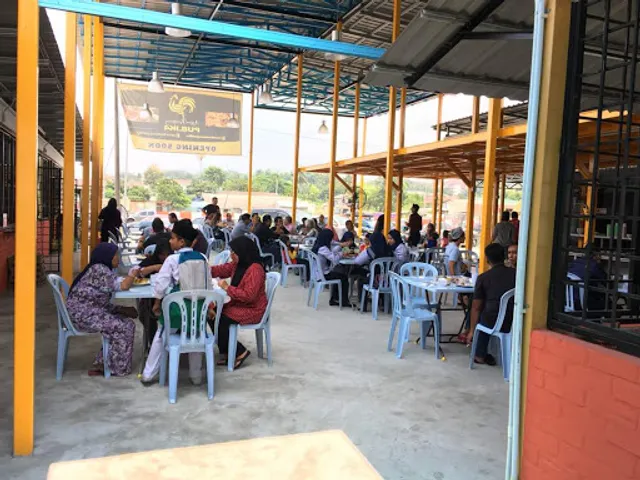 Restoran Ayam Kampung Publika