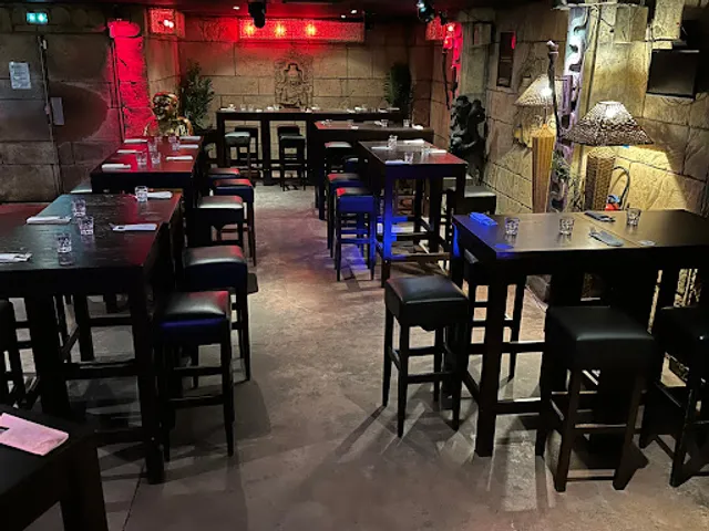 “Jungle Café Anglet – Restaurant • Bar à Tapas • Ambiance • Concerts Live groupe boite de nuit