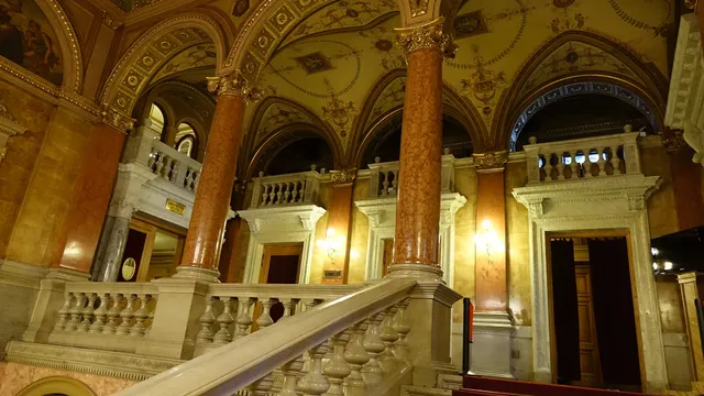 Blue River Apartment