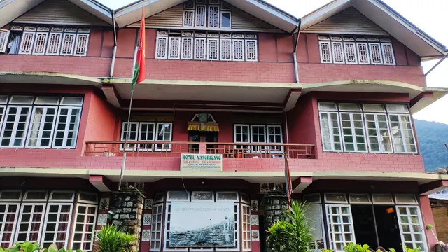 Hotel Yangrigang Yuksam