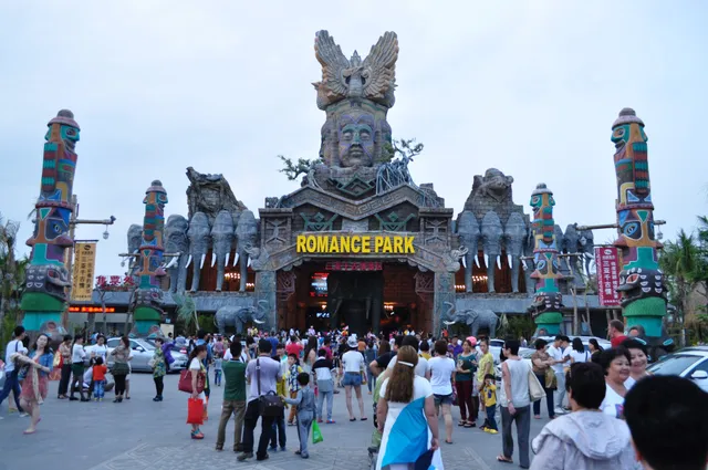 The Legend of Romance Scenic Area Parking Lot