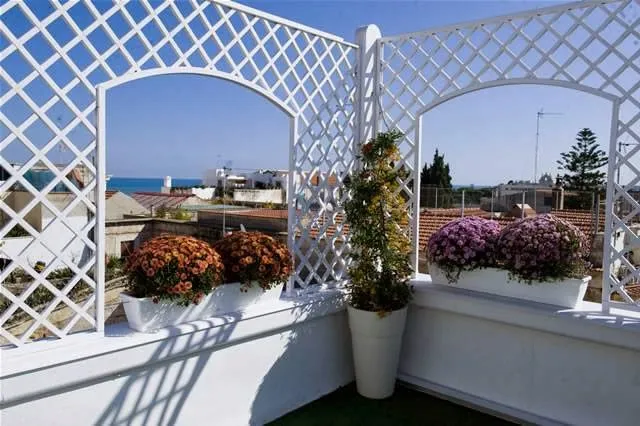 White House B&B Trani