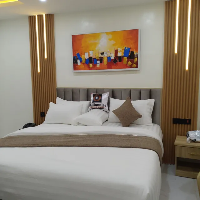 Billionaire Hotel and Suites