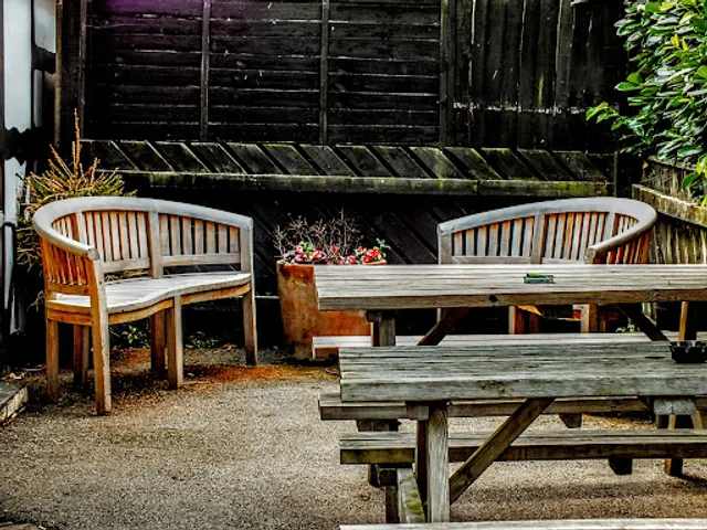 The Old Chestnut Tree Inn