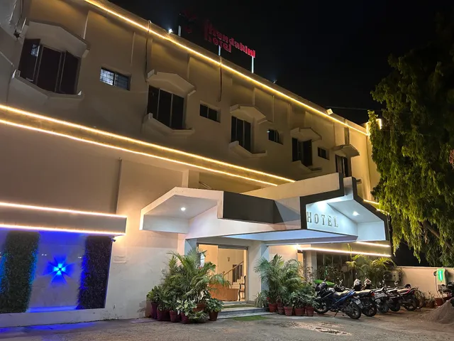 Mandakini Hotel