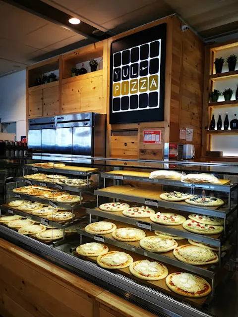 YUL Pizza