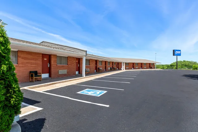 Americas Best Value Inn Belleville