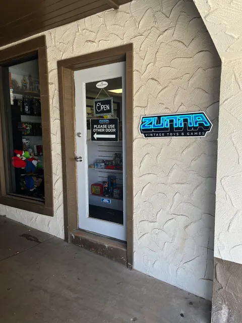 Zunna Vintage Toys & Games