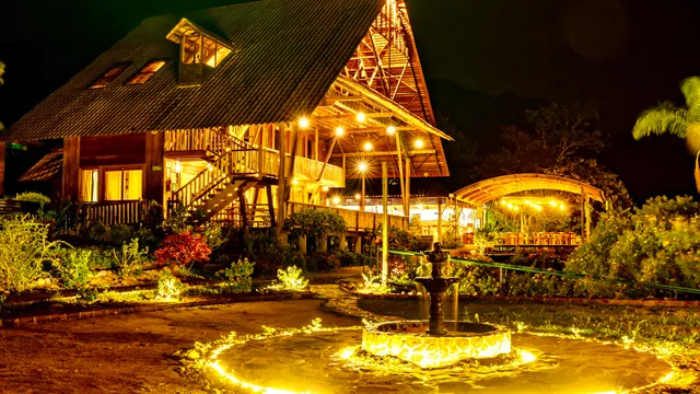 Heimatlos Amazon Lodge