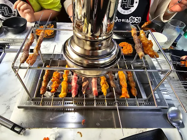 와라와라양꼬치훠궈무한리필