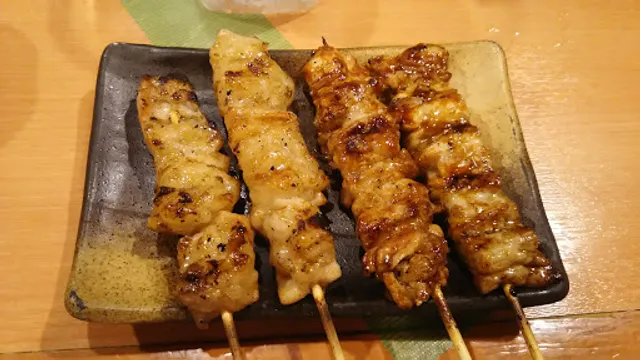 Hakkenden Takatsukisakaemachiten