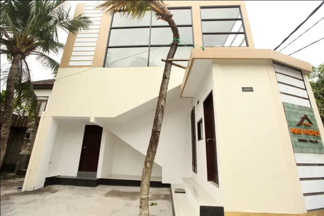 Kubu Andrey Seminyak