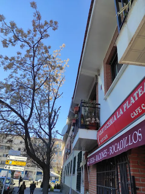 Cervecería La Platea Café