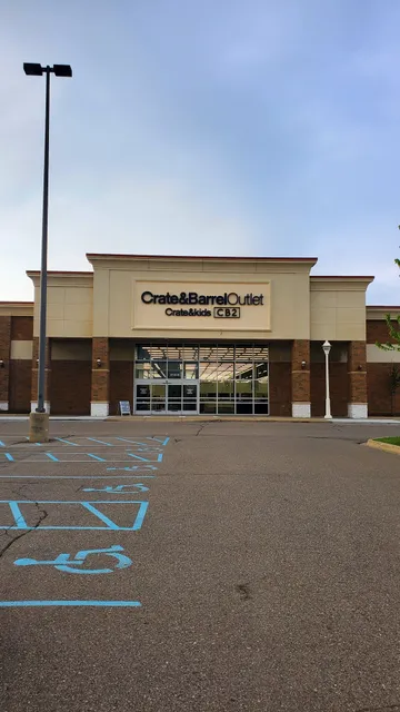 Crate & Barrel Outlet