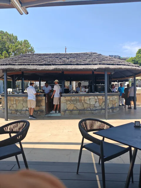 Sands Beach Club-Resto