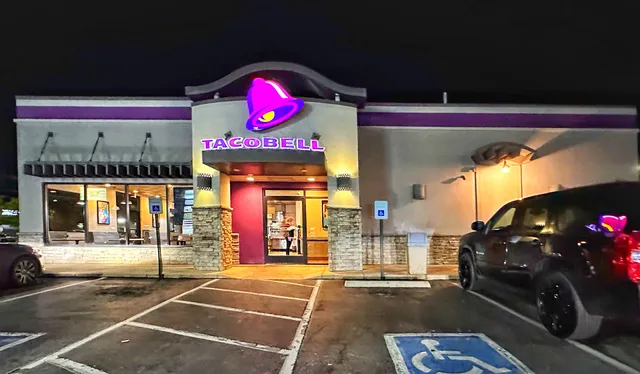 Cherokee Square Shopping Center