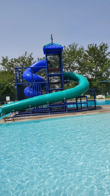 Farmington Swimming Pool