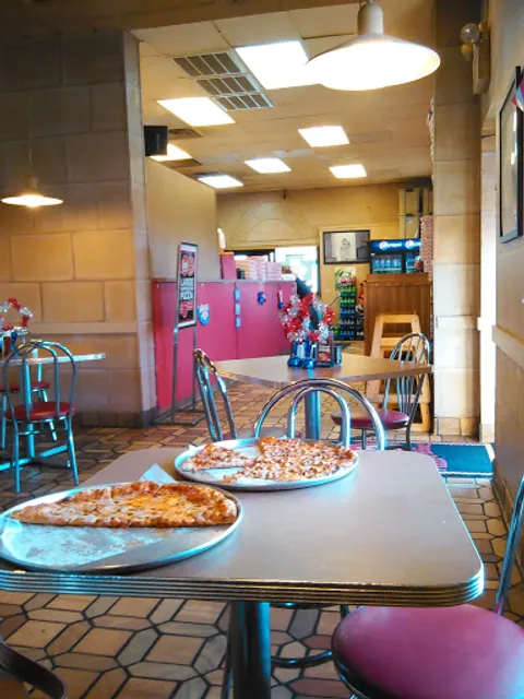 Gino's Pizza & Spaghetti House