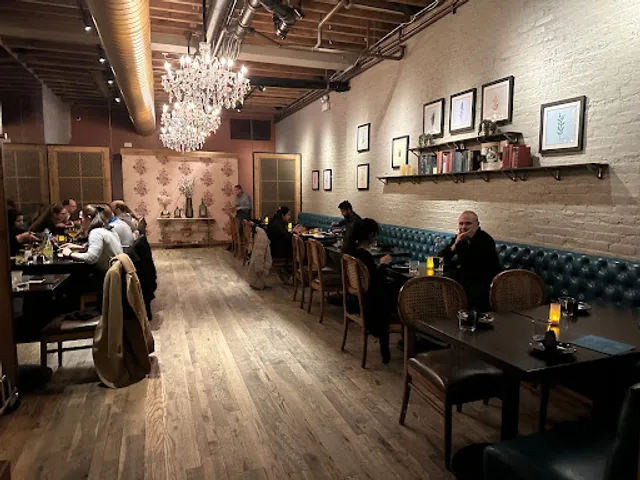 ROOP Chicago Innovative Indian Restaurant & Cocktail Bar