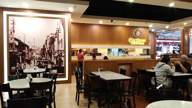 OldTown White Coffee @ KLIA Terminal 2 Arrival