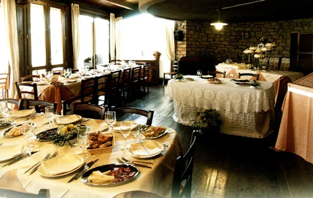 Ristorante Pizzeria Le Strutture