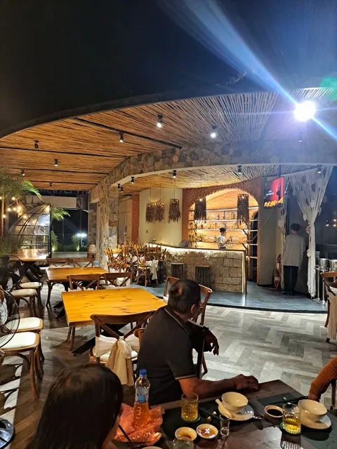 Nhà hàng Hoa Viên Quy Nhơn