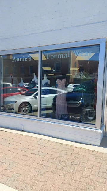 Annie's Formal Wear llc