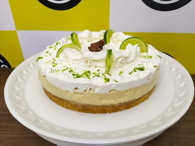 Forno Mix Fábrica de Salgados & Confeitaria