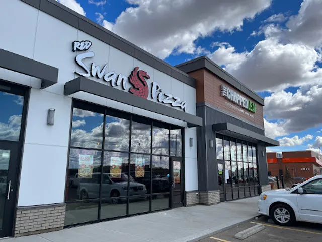 Red Swan Pizza - Medicine Hat