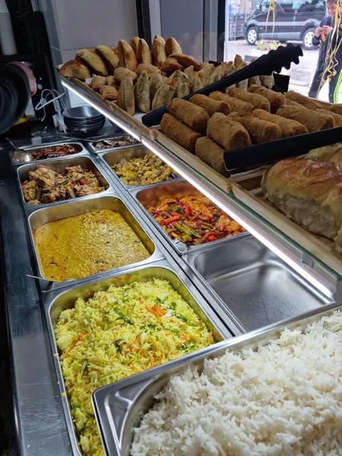 grand lanka tavola calda sri lankese