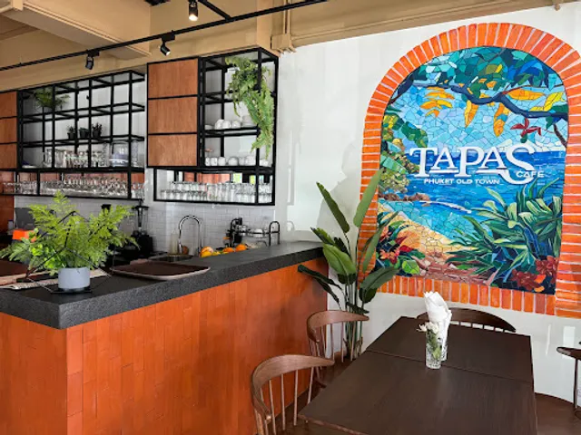 TAPAS Cafe & Restaurant - Phuket Old Town