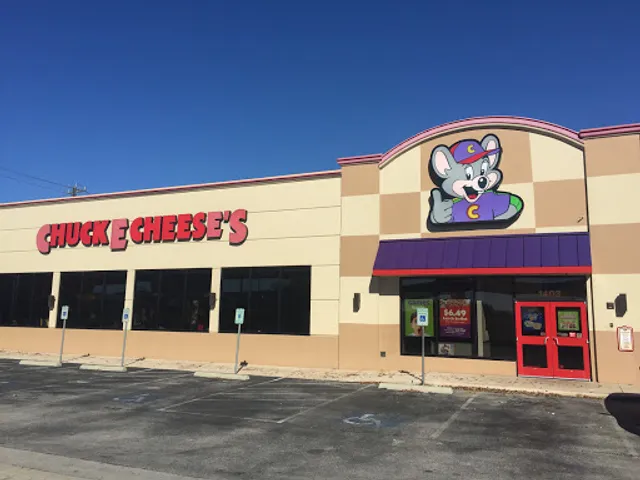 Chuck E. Cheese