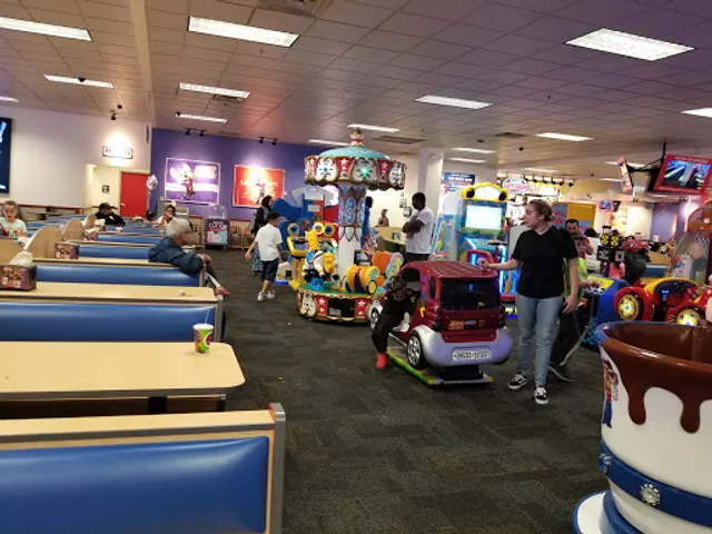 Chuck E. Cheese