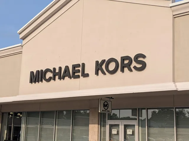 Michael Kors Outlet