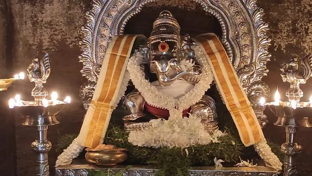Sri Ponnambalavaneswarar Kovil