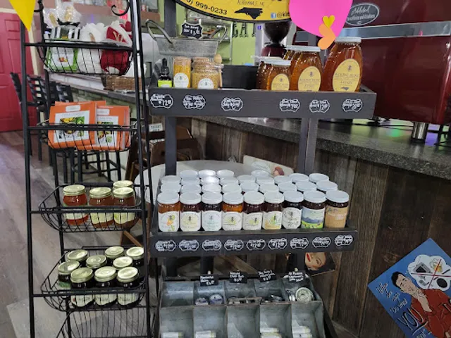 Connie's Coffee & Cafe